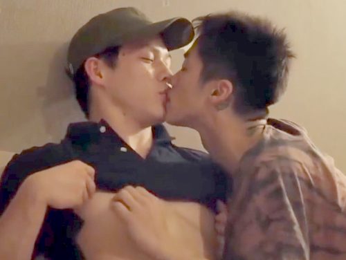 【BL】輝大(Fumiya)/YUTA 引っ越しの手伝いをしにきてくれた後輩男子とソファでイチャイチャしているうちにエッチに発展しちゃうBLエッチ TheGay